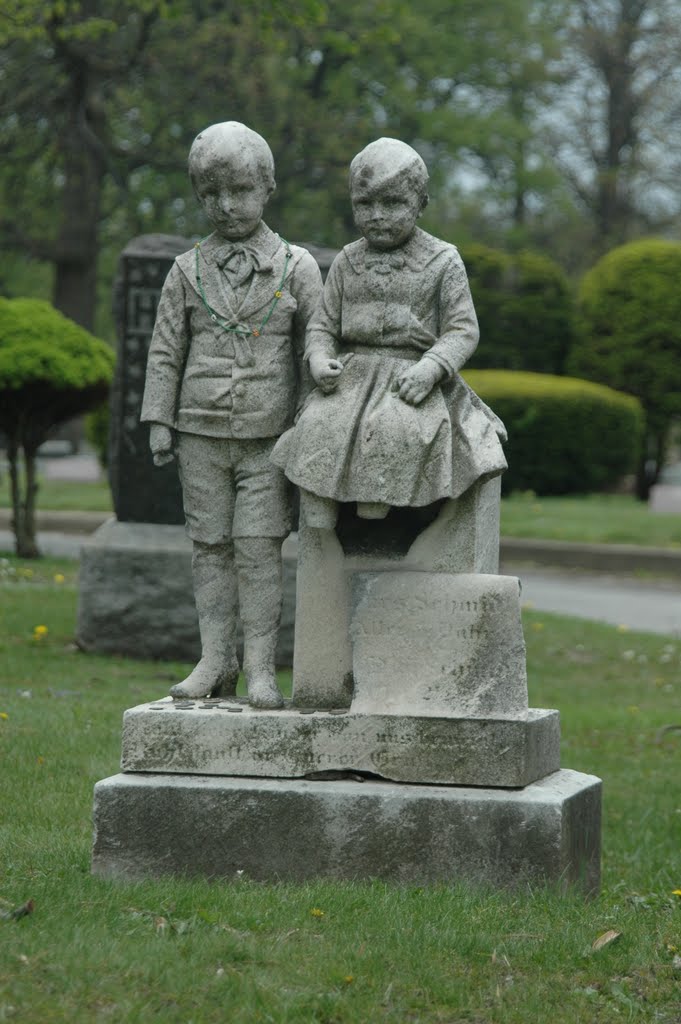 Forest Home Cemetery - Schmidt Monument, Section B