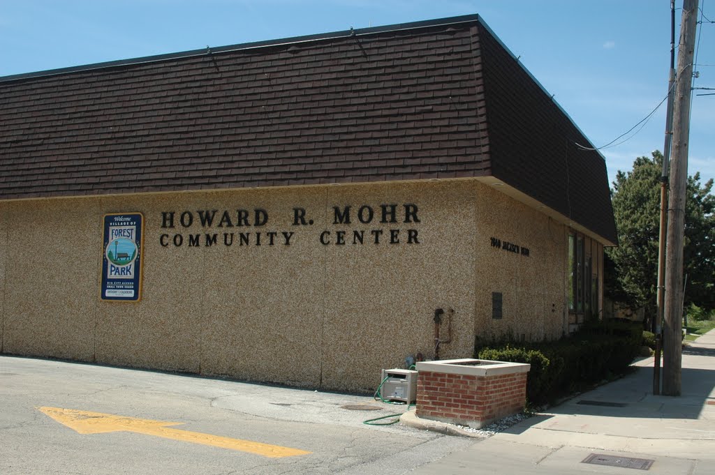Forest Park, IL - Howard R. Mohr Community Center