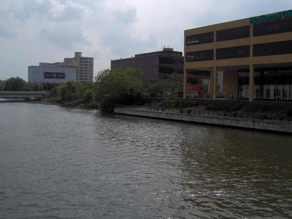 Downtown, GLCT