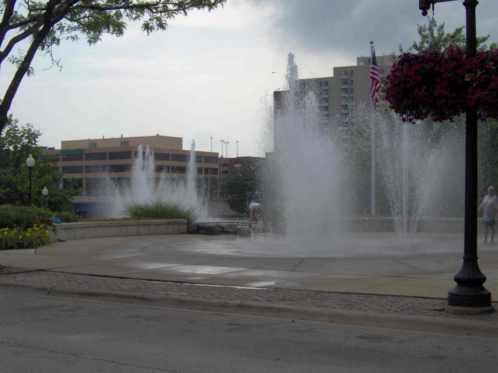 Millennium Fountain, GLCT