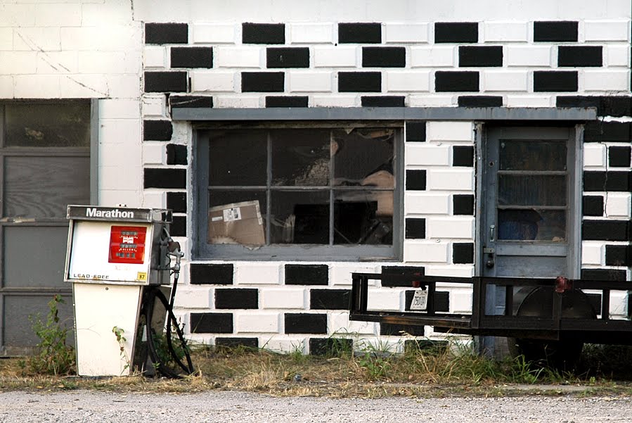 Old Gas Station Along Rt. 66, Edwardsville, IL
