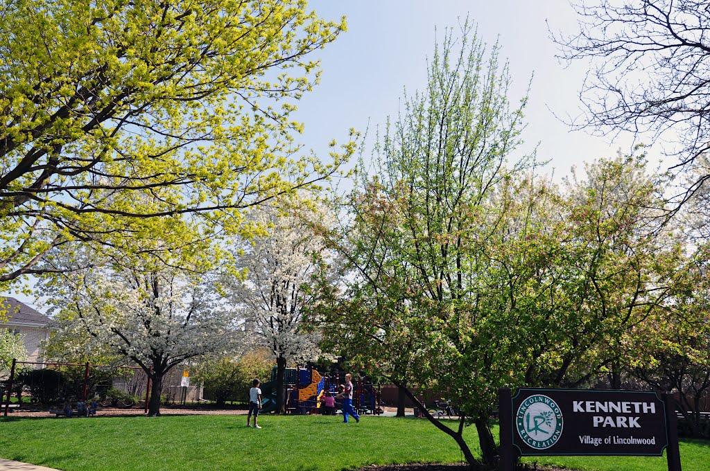 Lincolnwood - Kenneth Park in Spring