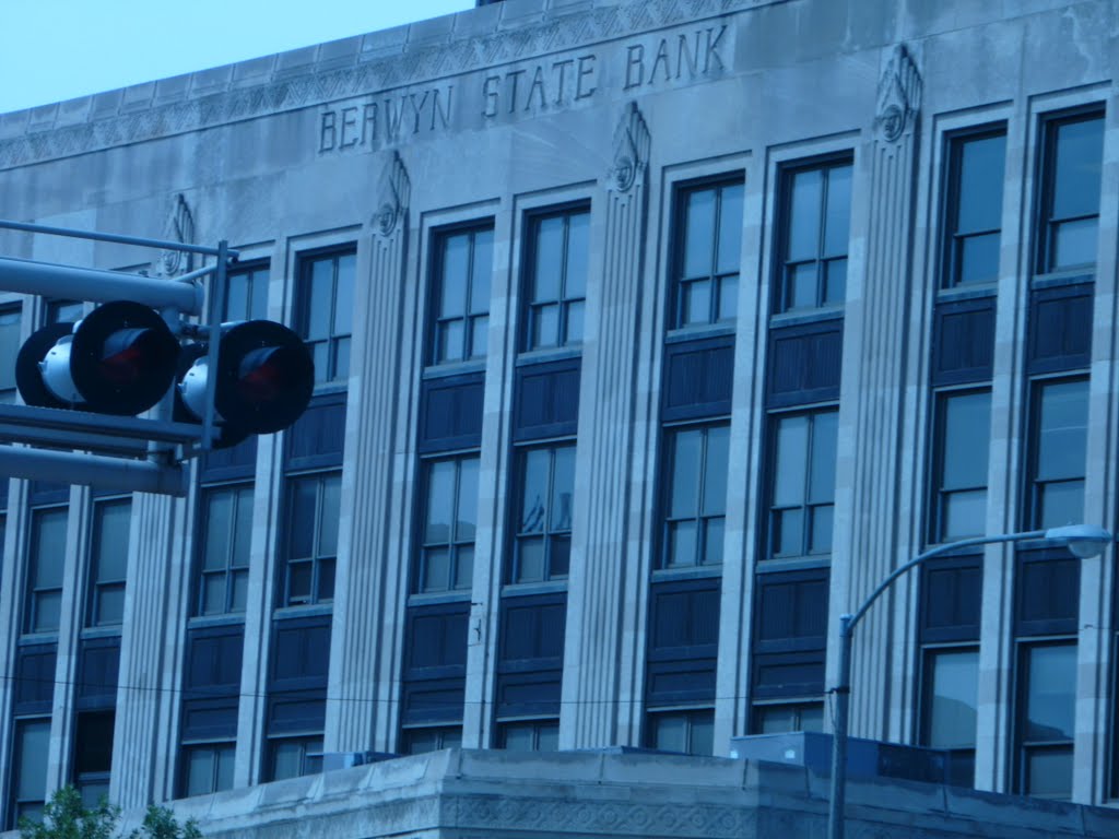 Berwyn State Bank (No longer bank)