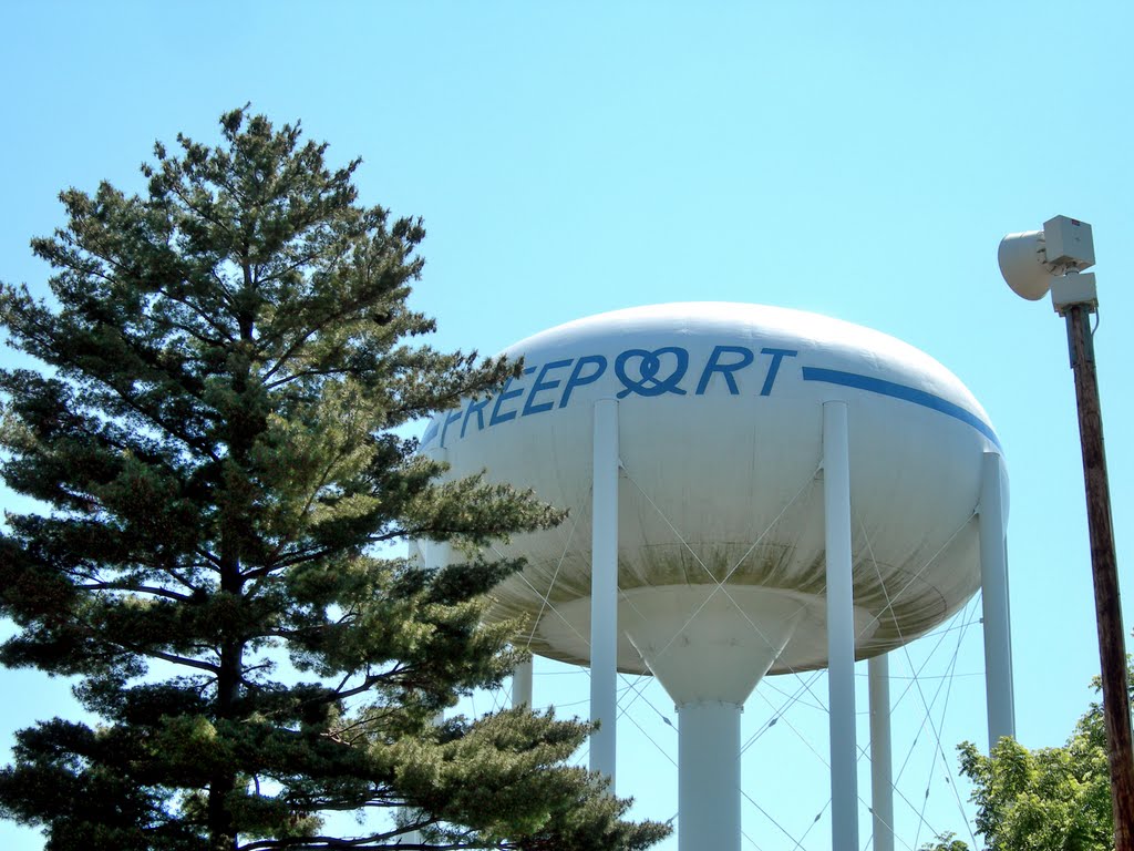 Freeport water tower