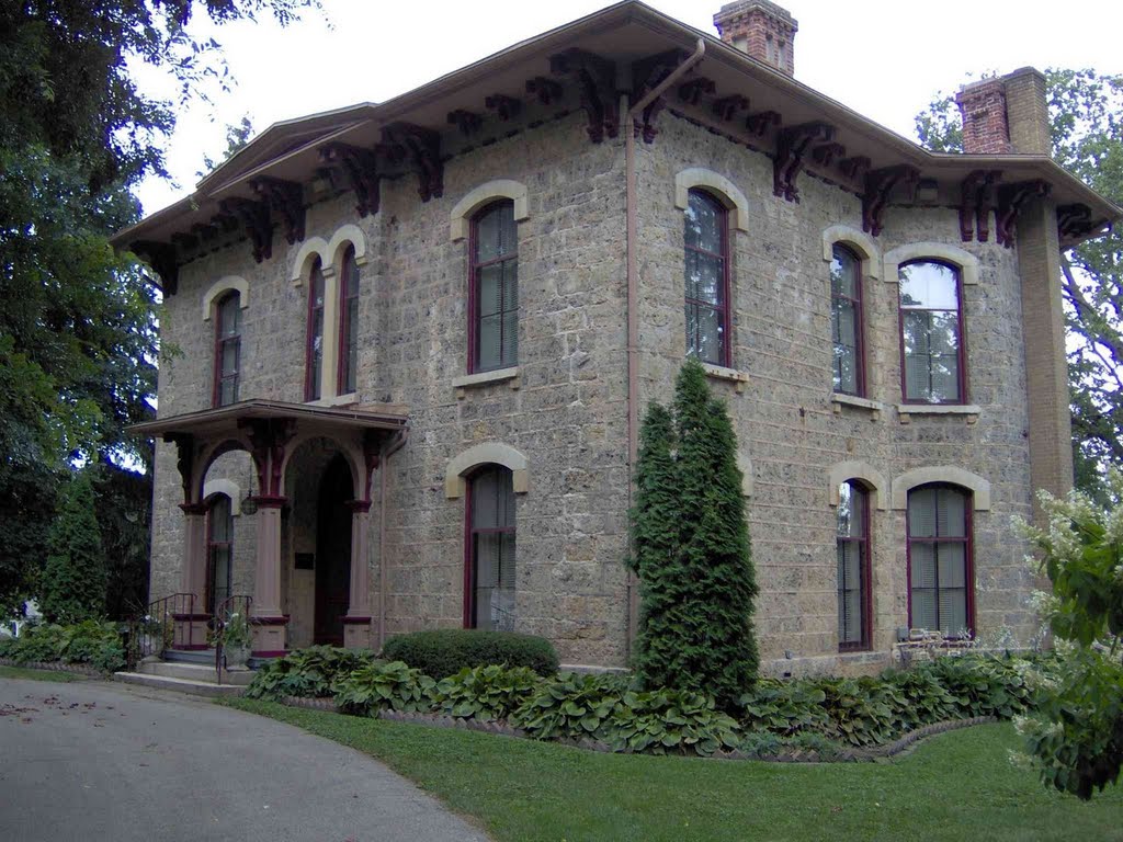 Stephenson County Historical Society Museum, GLCT