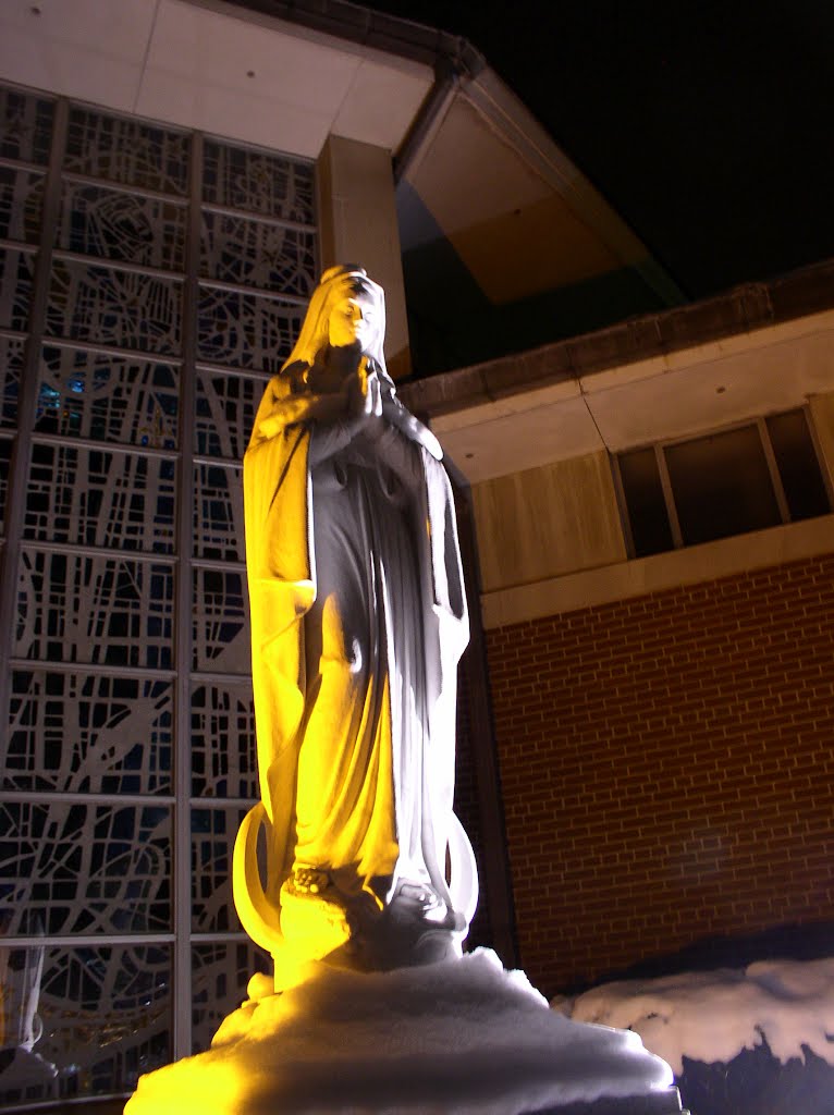 Statue of Mary in front of Immaculate Conception Church