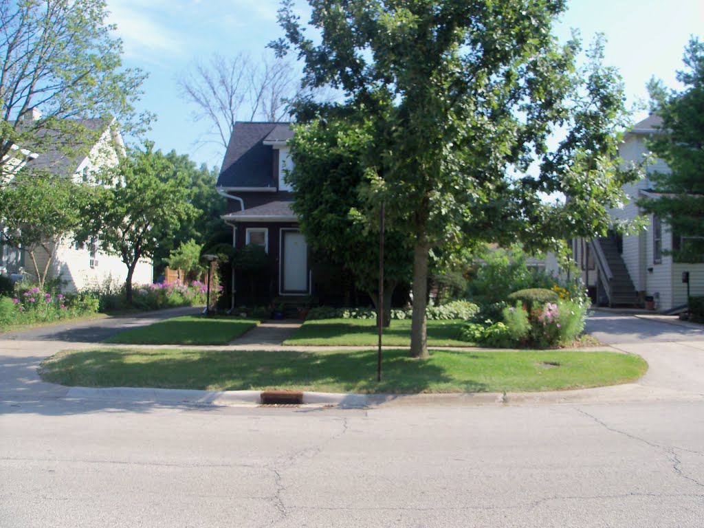 Homewood Ave. #9