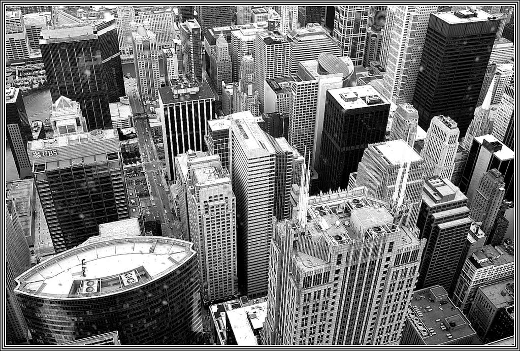 DOWNTOWN CHICAGO.