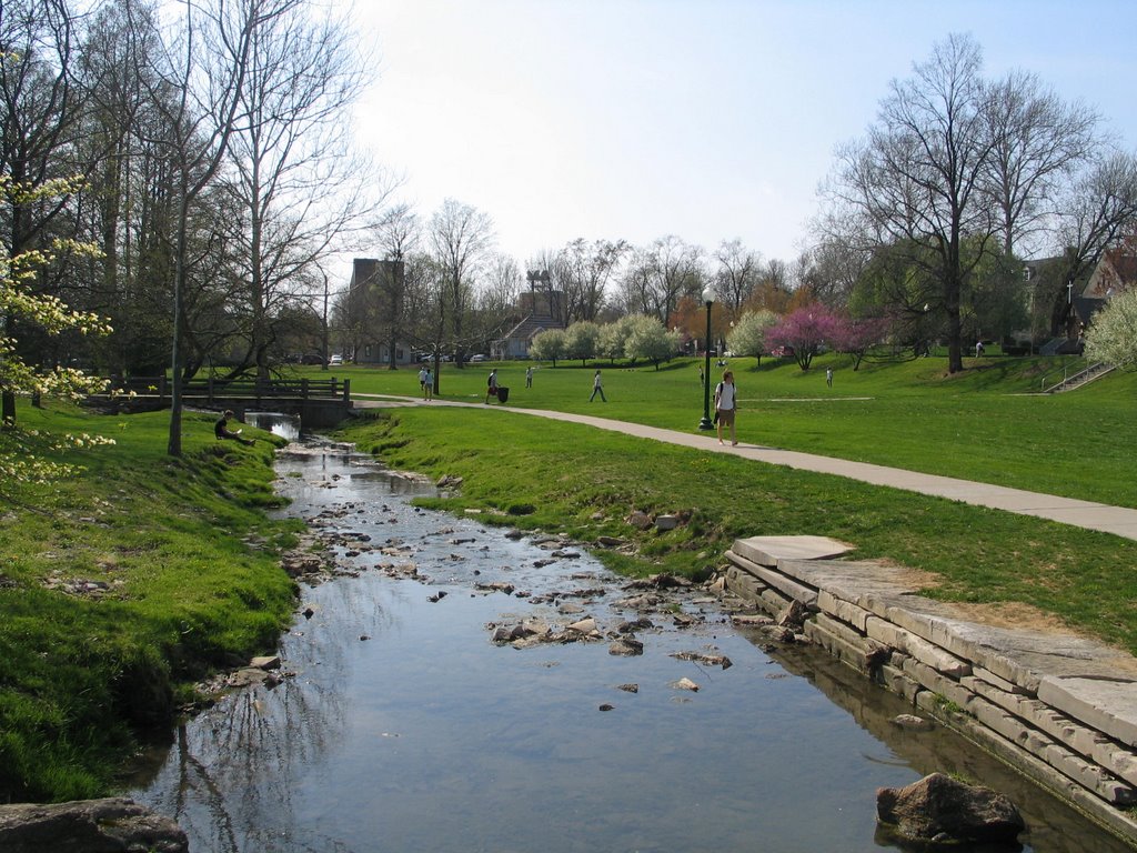 Campus of Indiana University (Dunn Meadow)