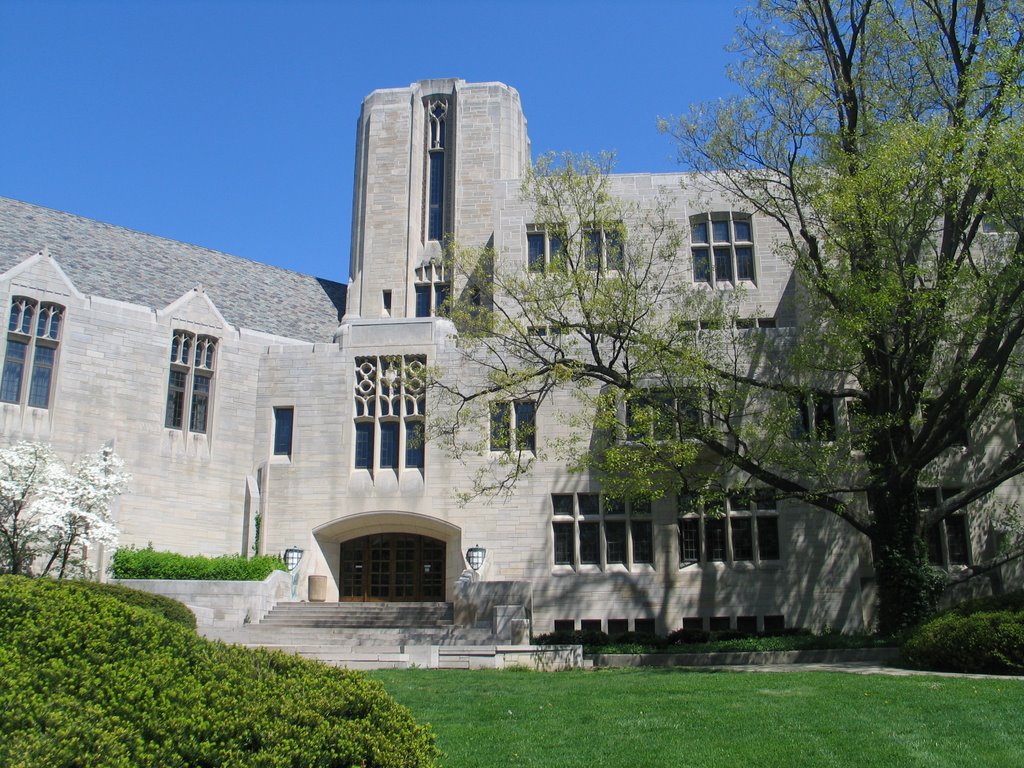 Campus of Indiana University (Woodburn Hall)