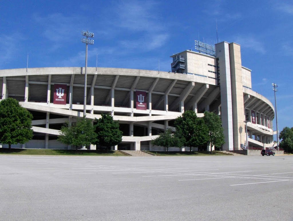 Indiana University Bloomington Memorial Stadium, GLCT