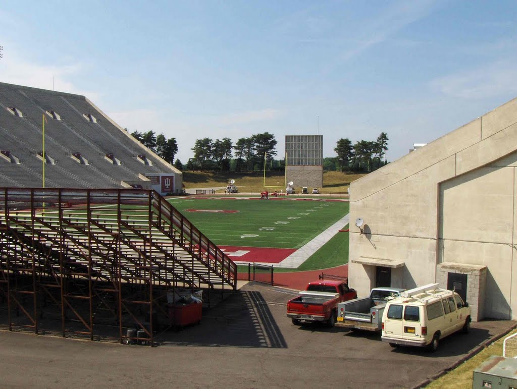 Indiana University Bloomington Memorial Stadium, GLCT