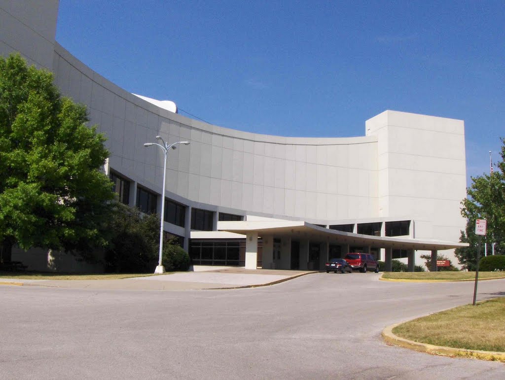 Indiana University Bloomington Assembly Hall, GLCT