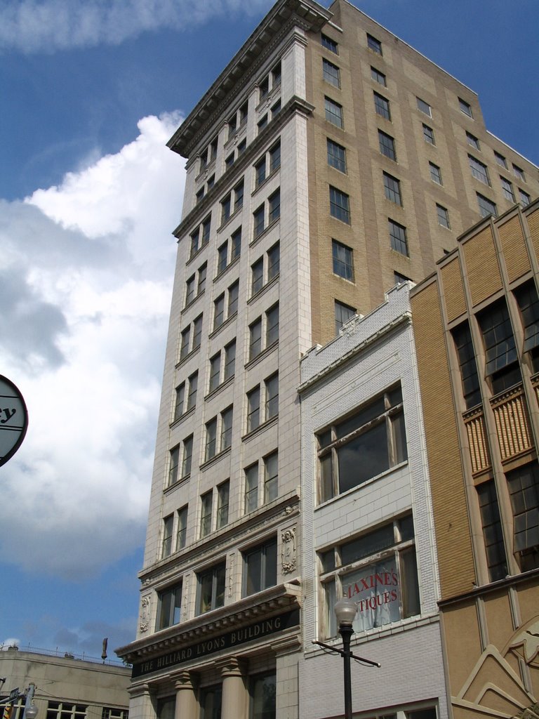 First steel-frame high rise building in Evansville
