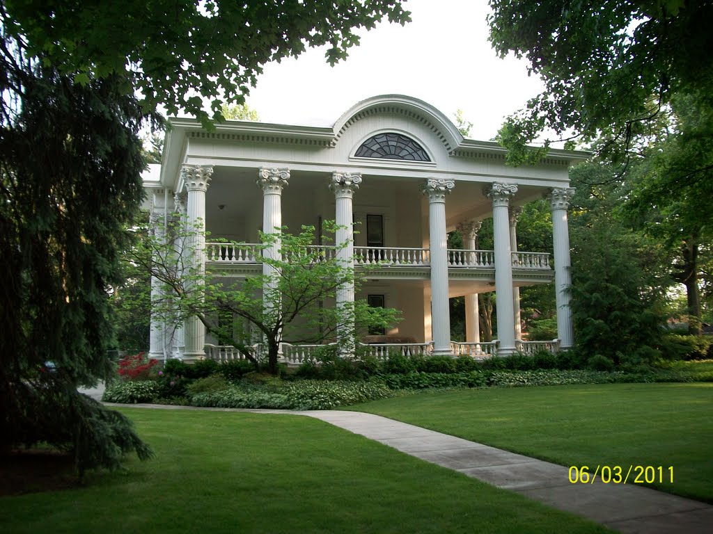 Historic Architecture on Strong Avenue; Elkhart, IN