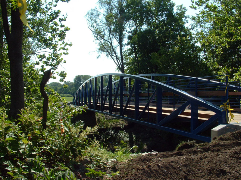 Walk of Excellence Bridge to Future Park