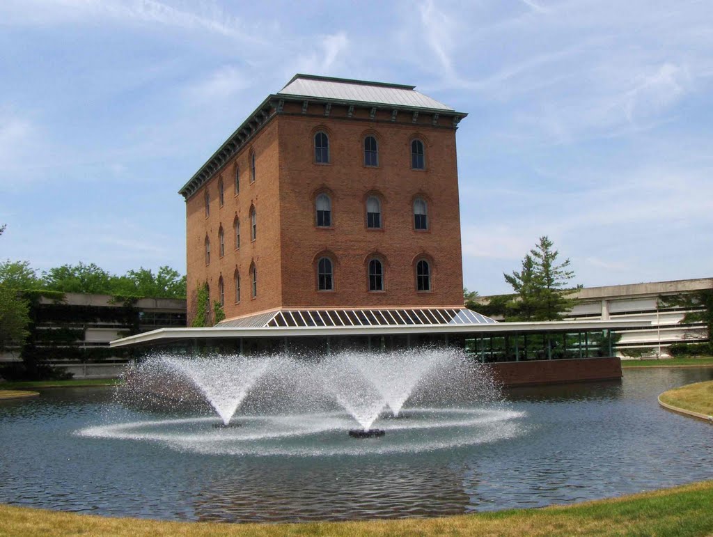 Cummins Inc Corporate Headquarters, GLCT