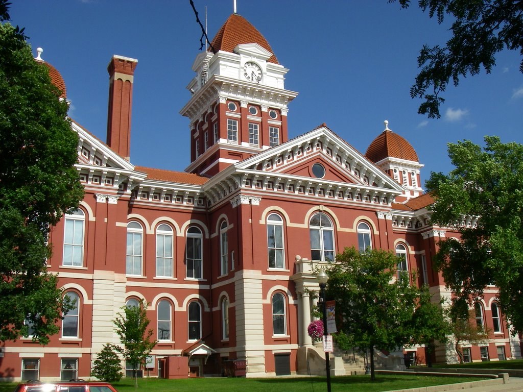 Lake County Courthouse