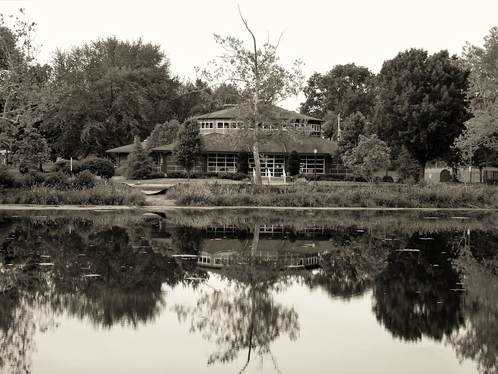 Building Reflection on the Eel River