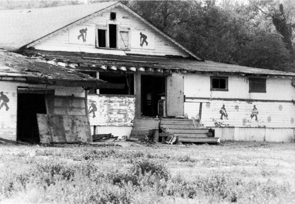 Skatemor Roller Rink (ca. 1975)