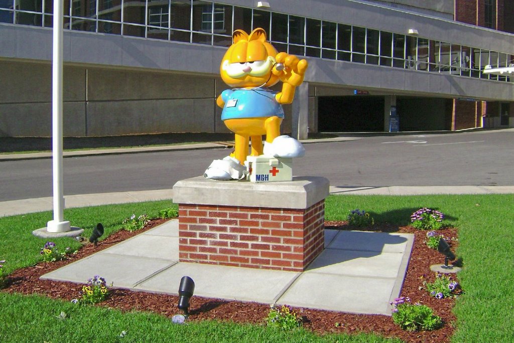 Garfield by Jim Davis Statue-Marion General Hospital Statue