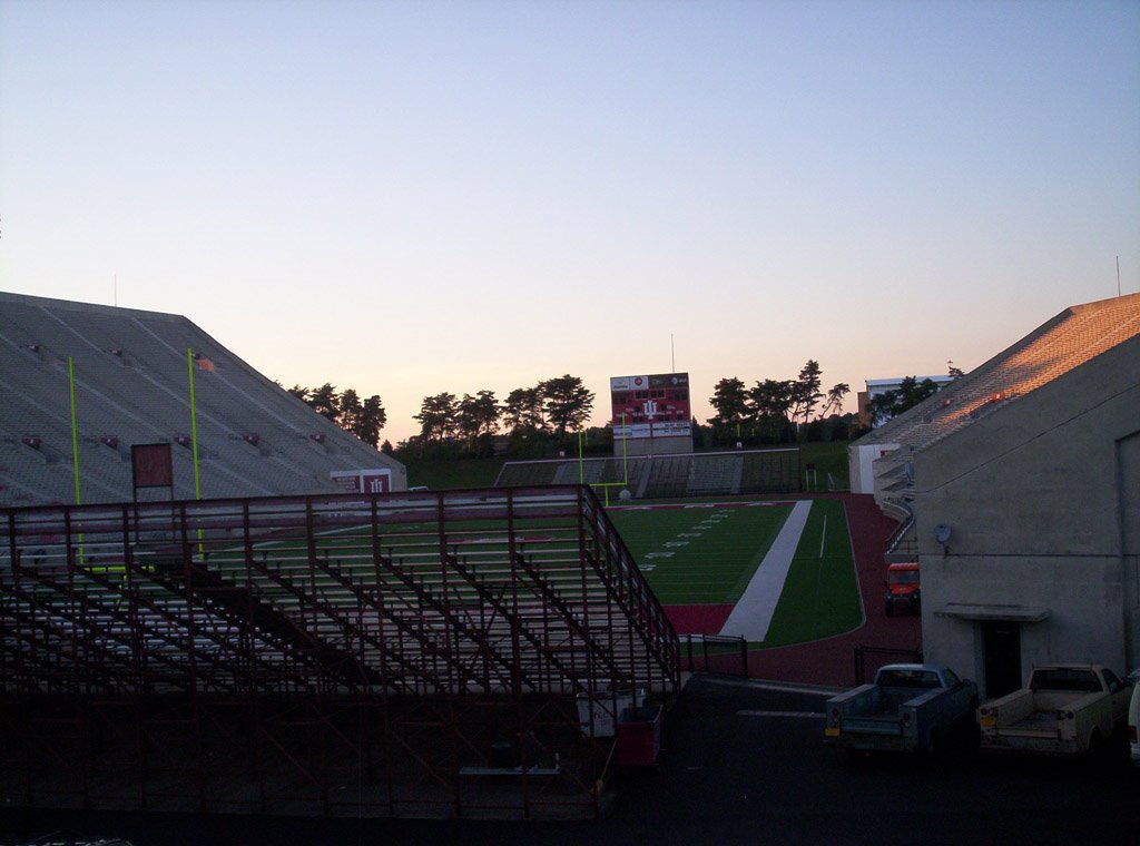 Bloomington, Memorial Stadium