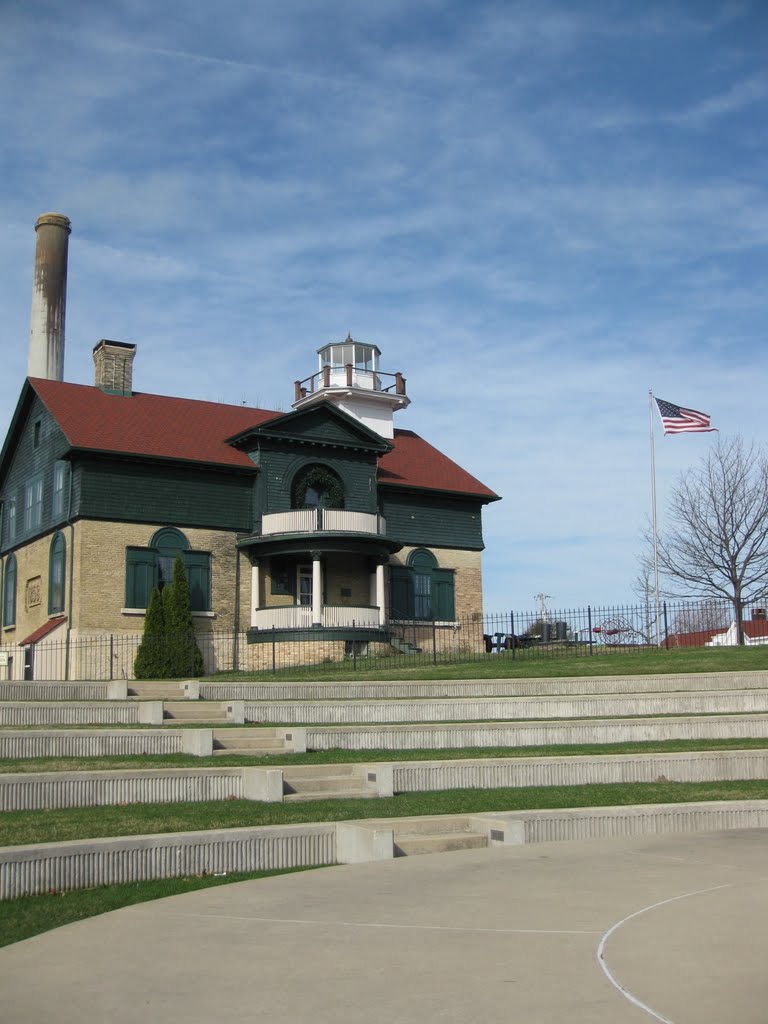 Old Michigan City Light (museum, 2010 spring)