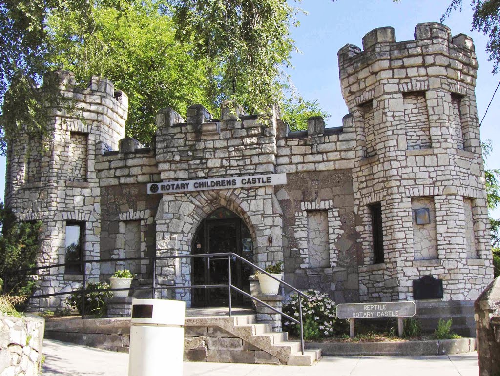 Washington Park Zoo, GLCT