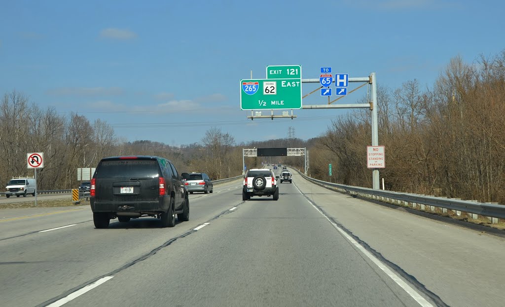 Exit for Interstate 265 East 1/2 Mile, Interstate 64, Westbound