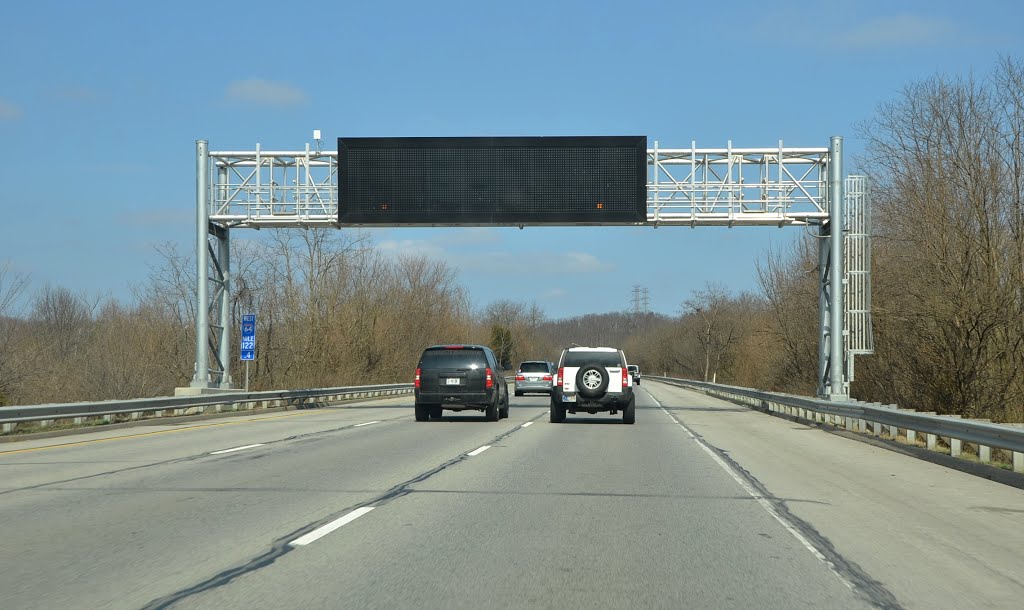 Electronic Sign on Interstate 64, Westbound