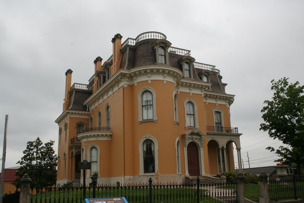 New Albany, Culbertson Mansion