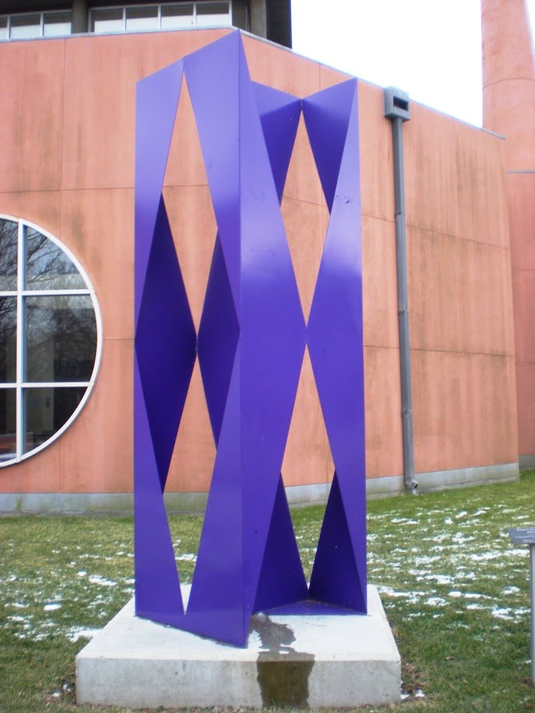 Totem by Robert Zeidman