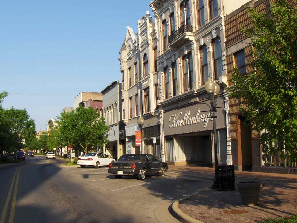 East Main Street, GLCT