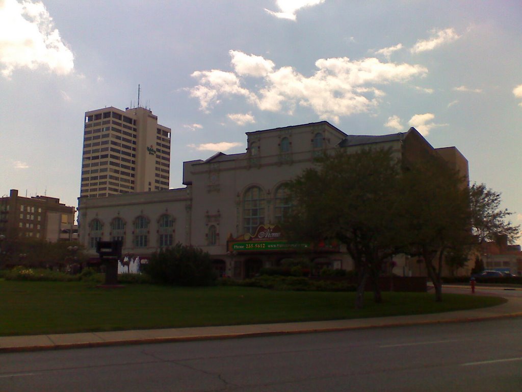 Morris Performing Arts Center & Chase Tower