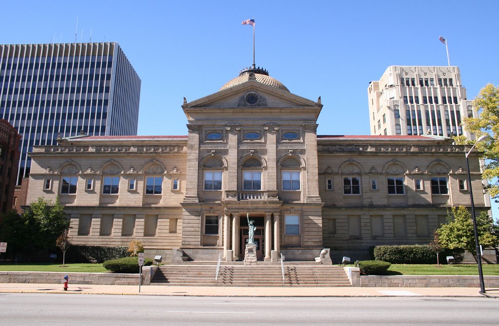 1898 County Courthouse