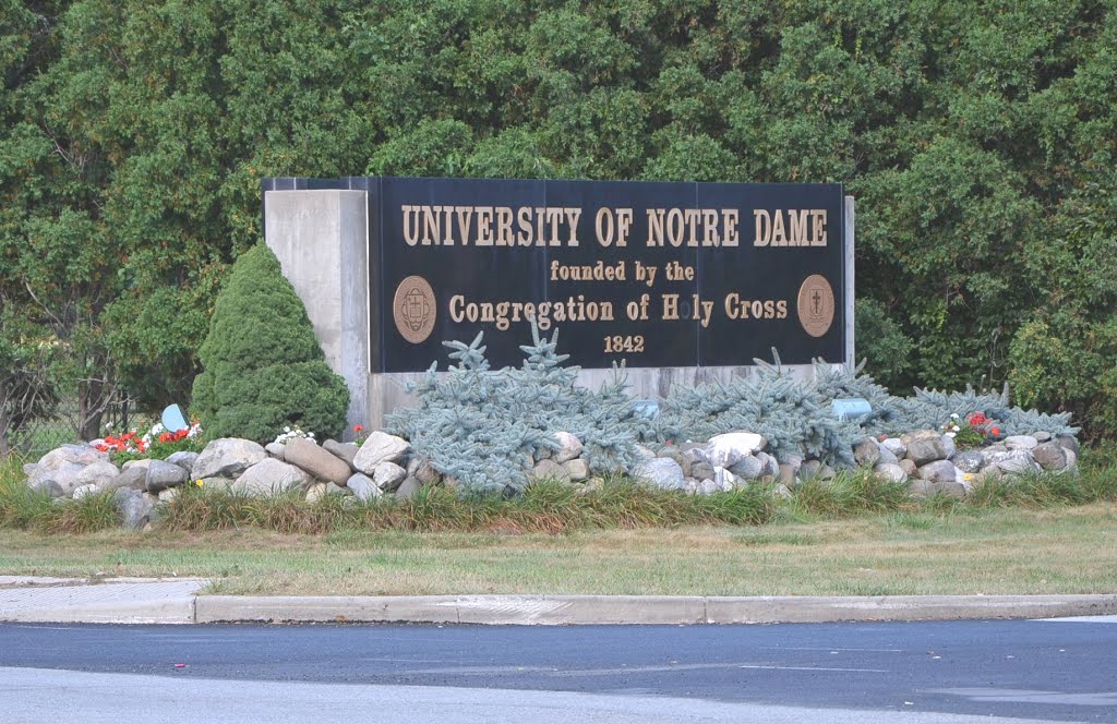 University of Notre Dame Sign, Angela Boulevard & North Michigan Street