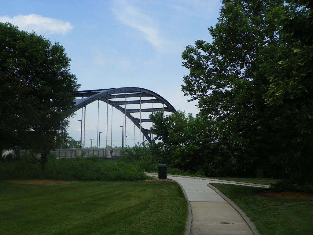 Headwaters Park, MLK Bridge