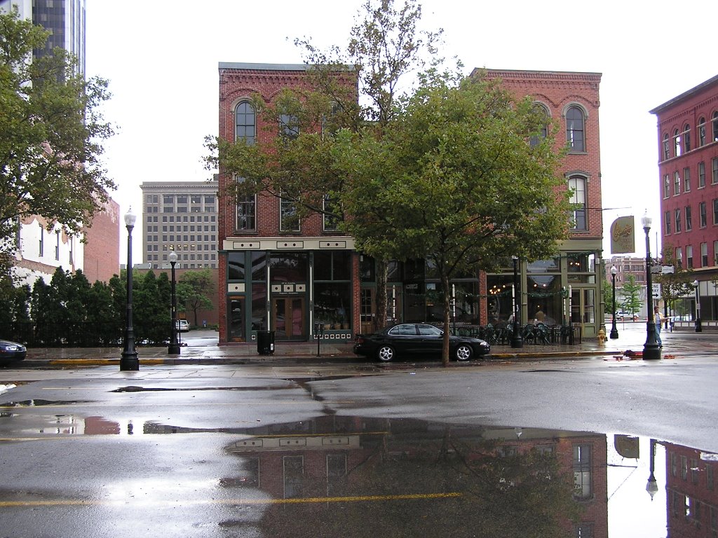 Columbia Street West (bar)