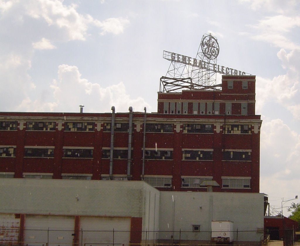 Famous GE Sign