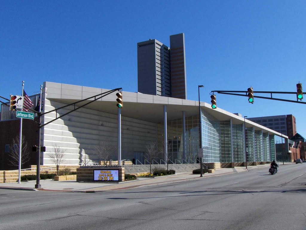 Grand Wayne Convention Center, GLCT