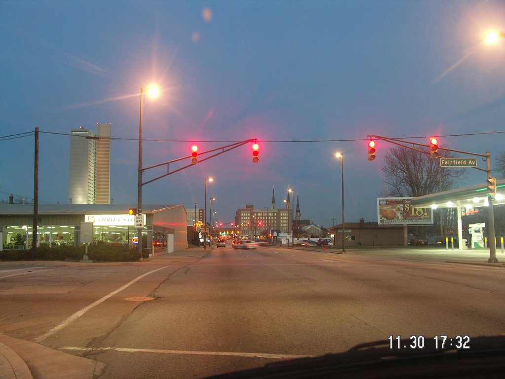 Fort Wayne - W. Jefferson Blvd & Fairfield Looking East