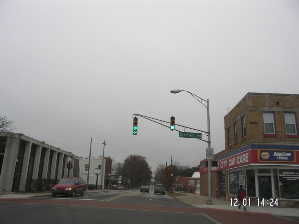 Fort Wayne - E.State Blvd & Crescent Av