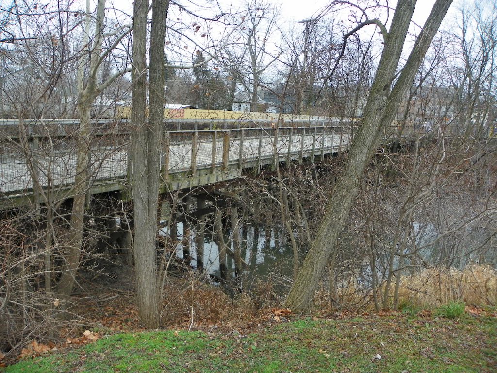 St Joseph River Greenway Bridge, former RR bridge