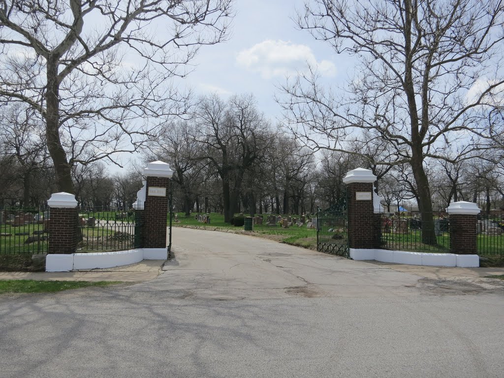Entrance Oak Hill Cemetery Hammond Indiana