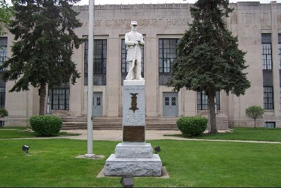 Union Solider Statue at Shelby County Courthouse, Shelbyville, Indiana