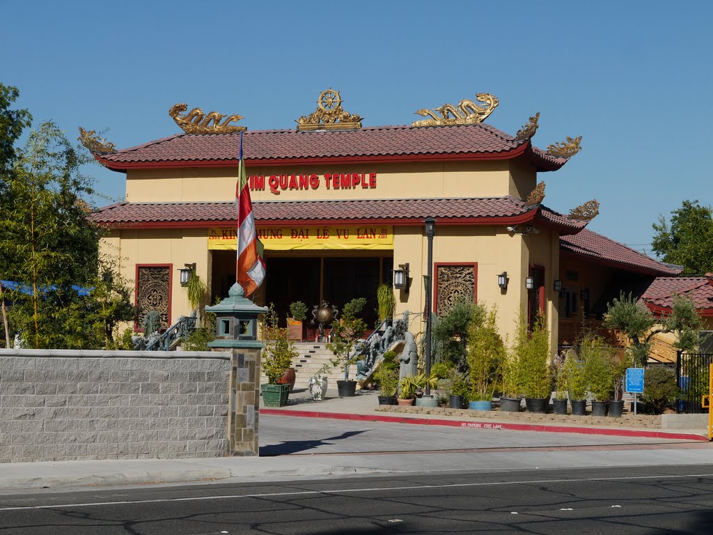 Kim Quang Temple in Sacramento