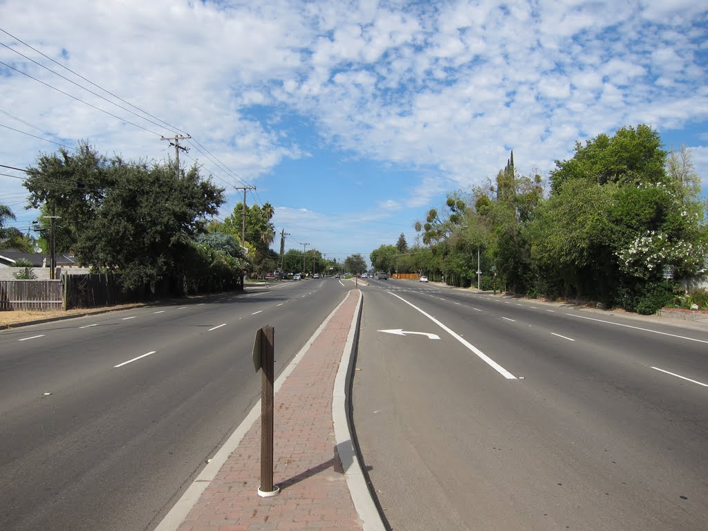 Watt Ave at Humbolt Way (looking north)