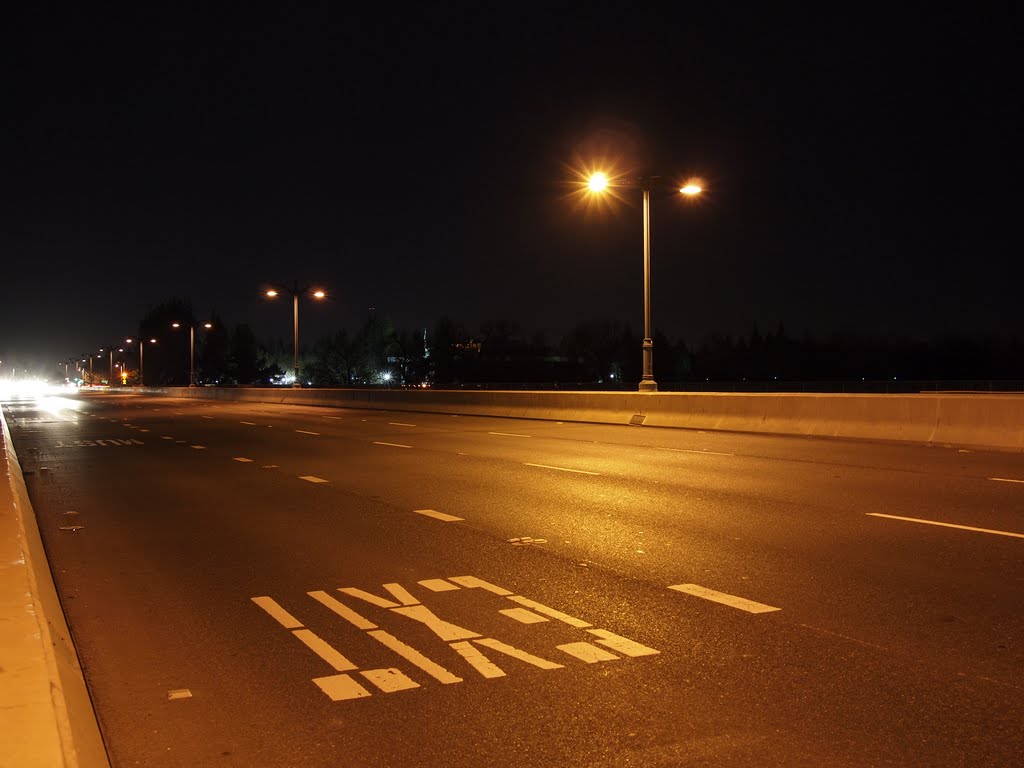 Watt Ave at American River/La Riviera Dr. (southbound lane at night)