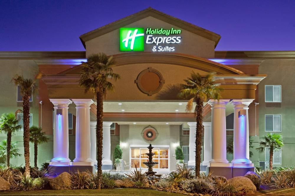 Holiday Inn Express Hotel & Suites Modesto - Exterior View