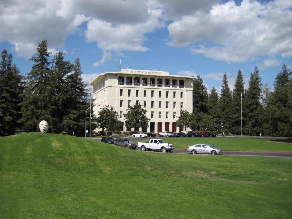CF@UC Davis Mrak Hall